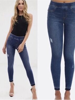 New SPANX DISTRESSED SKINNY JEANS